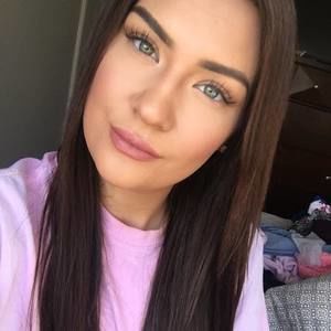 Meet your Posher, Madelynn